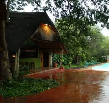 Kwalape Safari Lodge Kwalape Safari Lodge